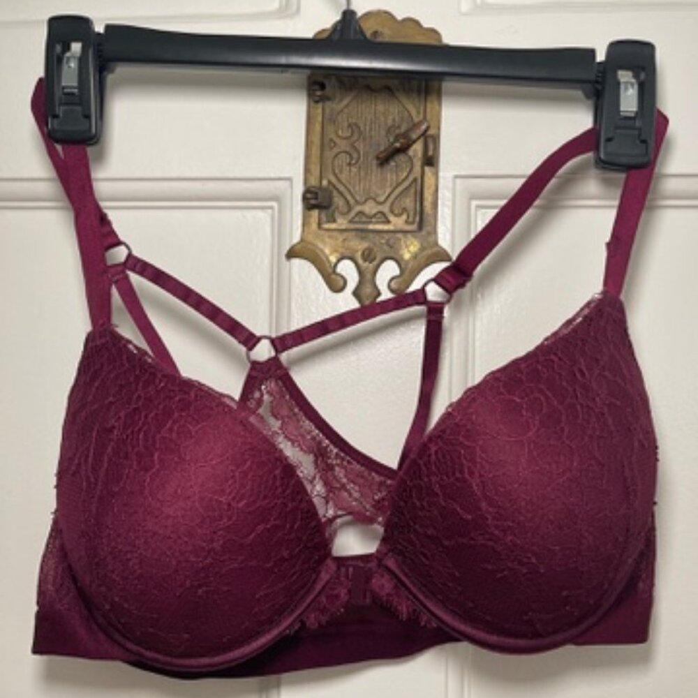 Victoria's Secret Sexy Tee Push-Up Front-Close Lace Bra, 36C Violet!